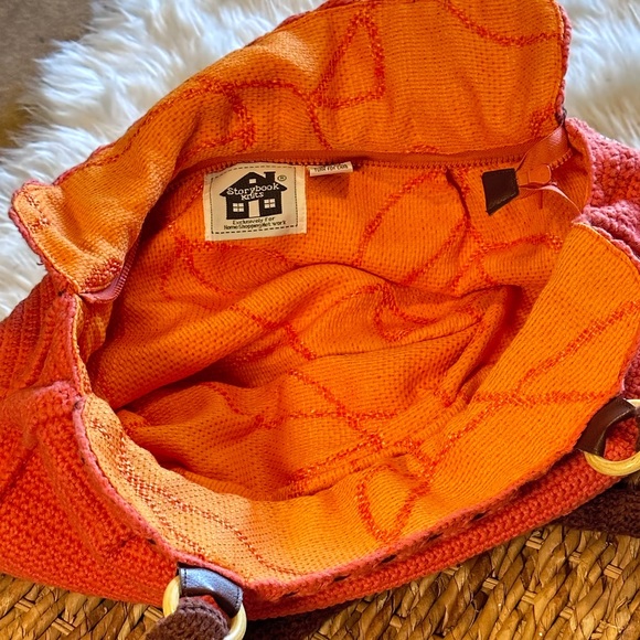 Beautiful Hand Knitted Purse - Picture 5 of 12